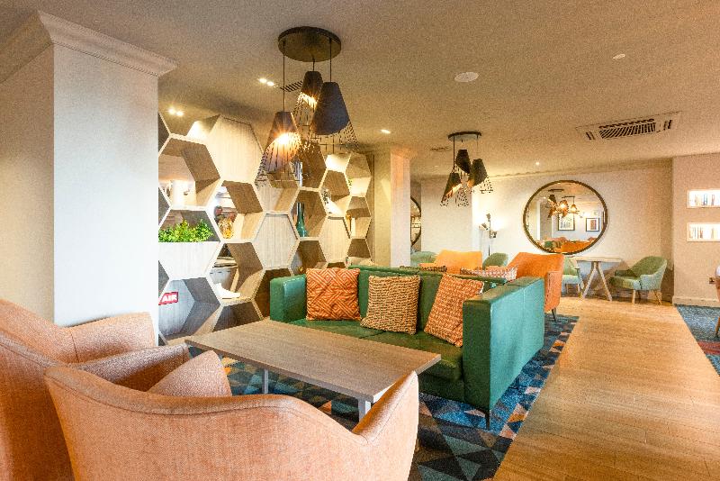 Отель Holiday Inn Express Glasgow Airport, An Ihg