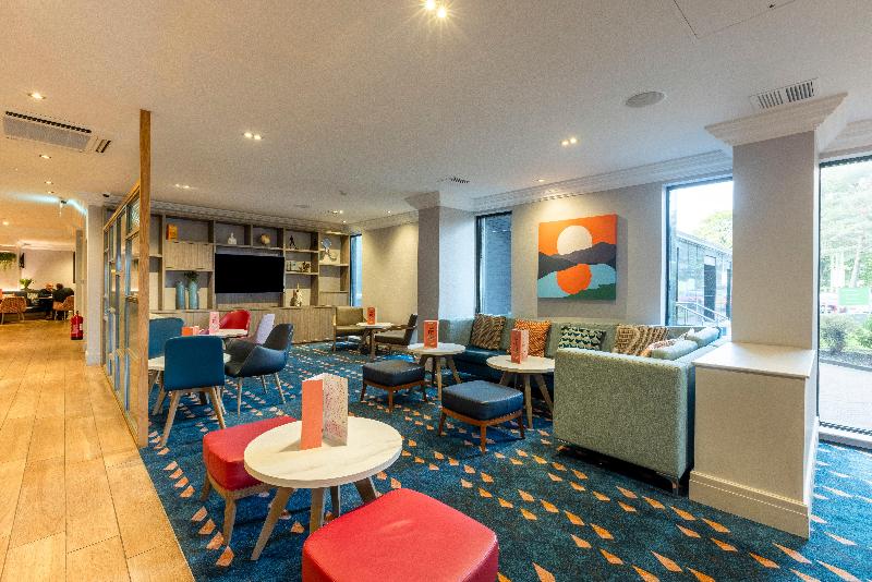 Отель Holiday Inn Express Glasgow Airport, An Ihg