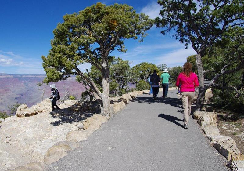 فندق Holiday Inn Express & Suites Grand Canyon, An Ihg