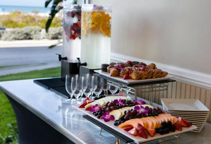 فندق Cirque St. Armands Beachside