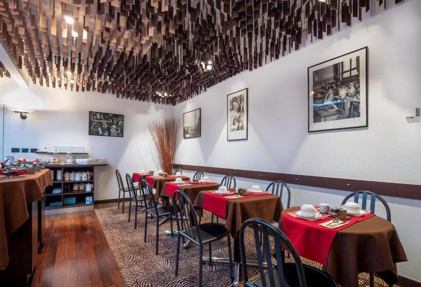 호텔 Hôtel De Bonlieu