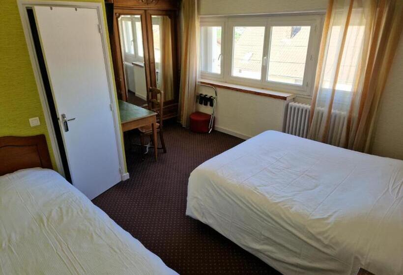 Отель Hôtel De La Ferté