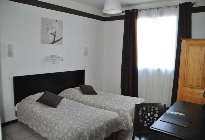 ホテル Hôtel Saint George