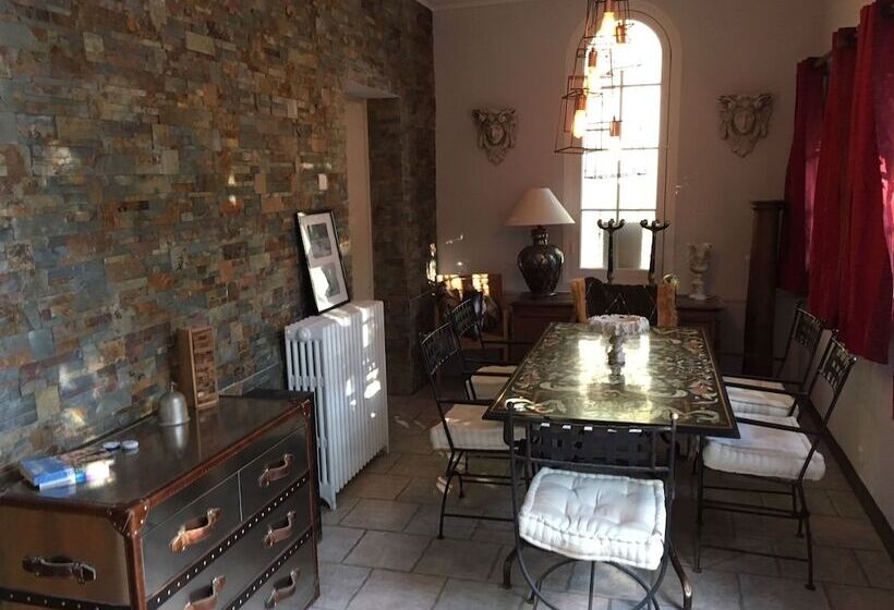 בית מלון כפרי Hôtel Villa La Malouine