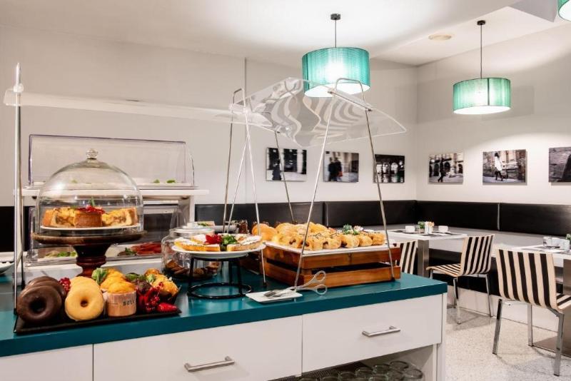 هتل Ikonik Plaza Mercado