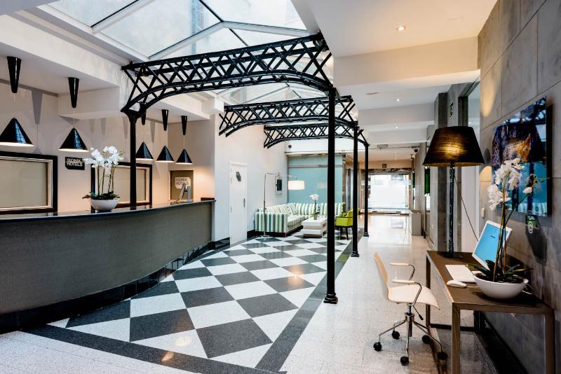 ホテル Ikonik Plaza Mercado