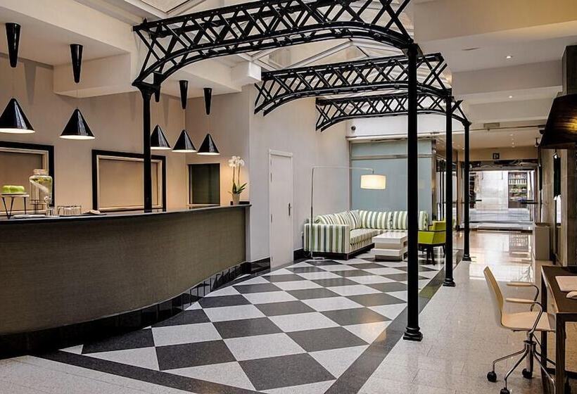 ホテル Ikonik Plaza Mercado