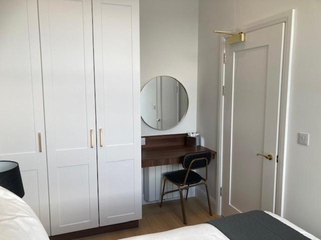 هتل Isaacs Cork City