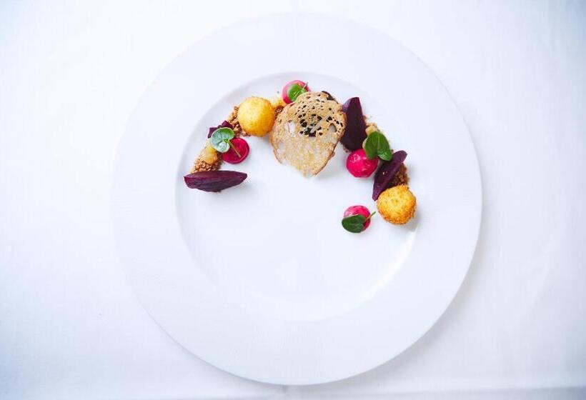 هتل Isaacs Cork City