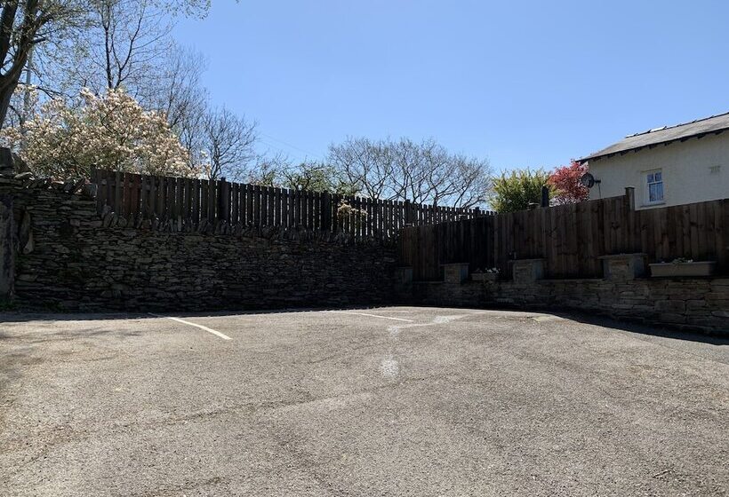 בית מלון כפרי Ivythwaite Lodge Guest House