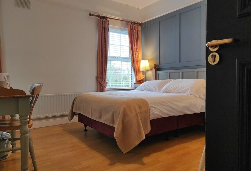 Отель Kilkenny House Boutique