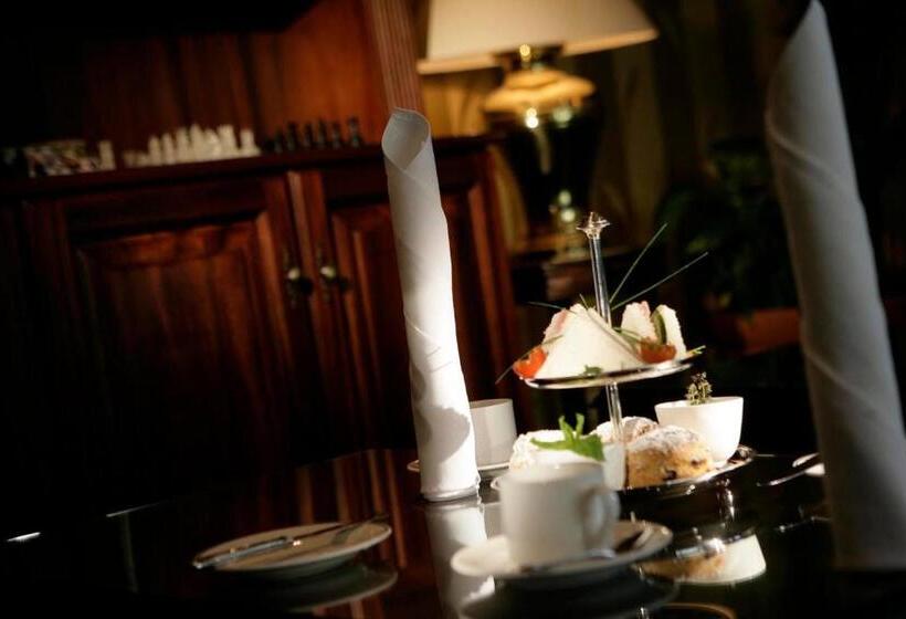 ホテル Kilkenny River Court