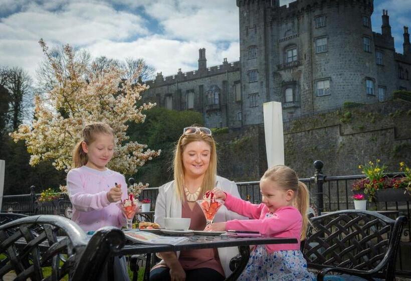 ホテル Kilkenny River Court