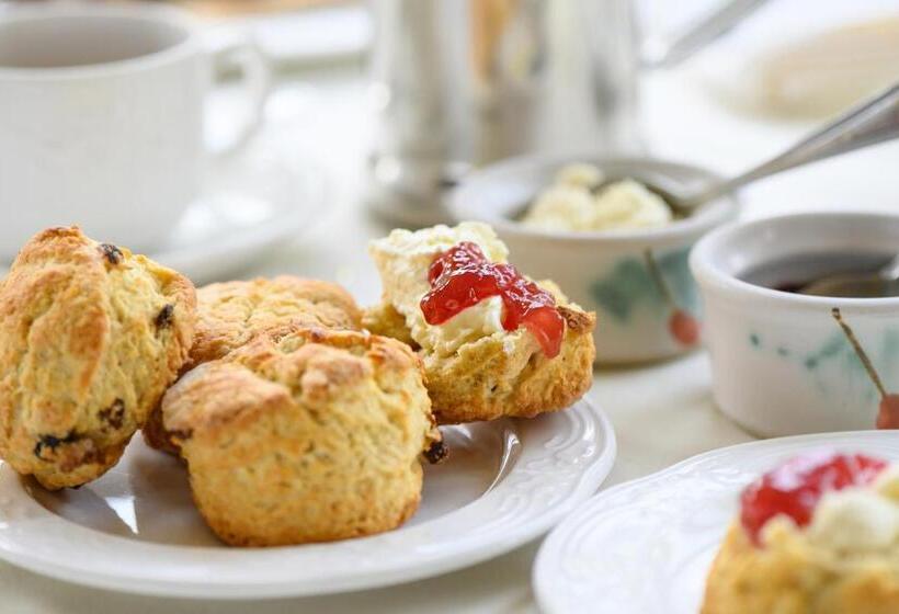 Hotel Killarney Lodge