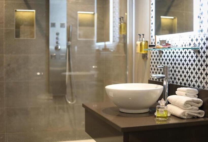 ホテル Killarney Oaks