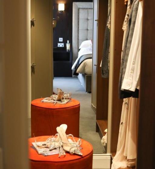 ホテル Killarney Oaks