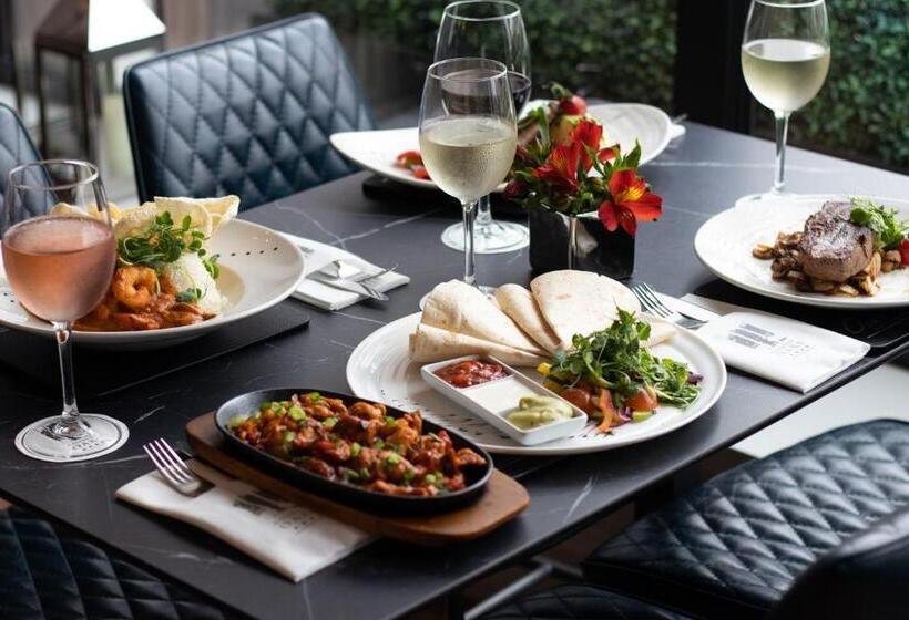 ホテル Killarney Oaks