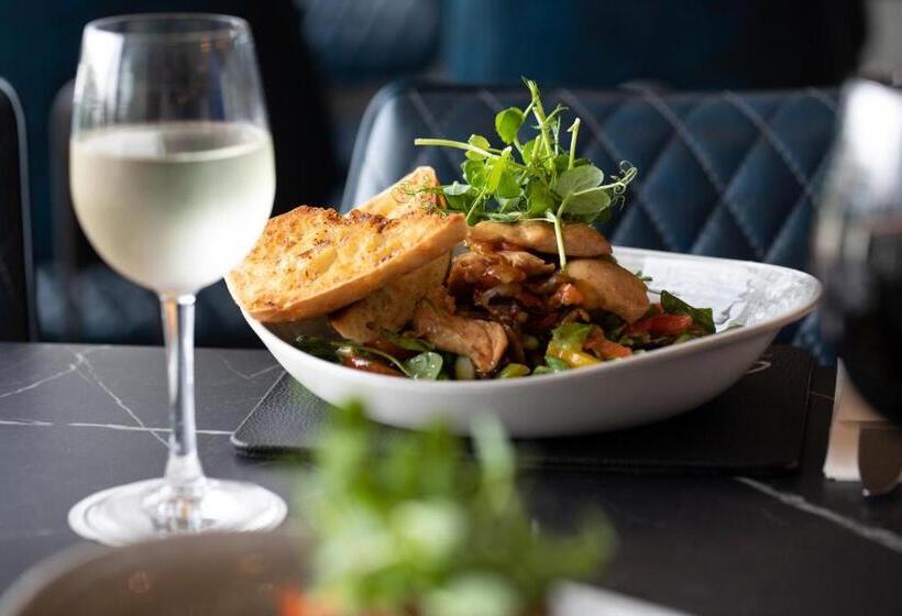 ホテル Killarney Oaks