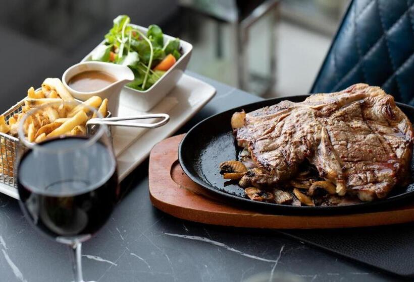 ホテル Killarney Oaks