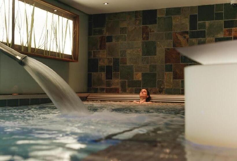 Killarney Plaza Hotel & Spa