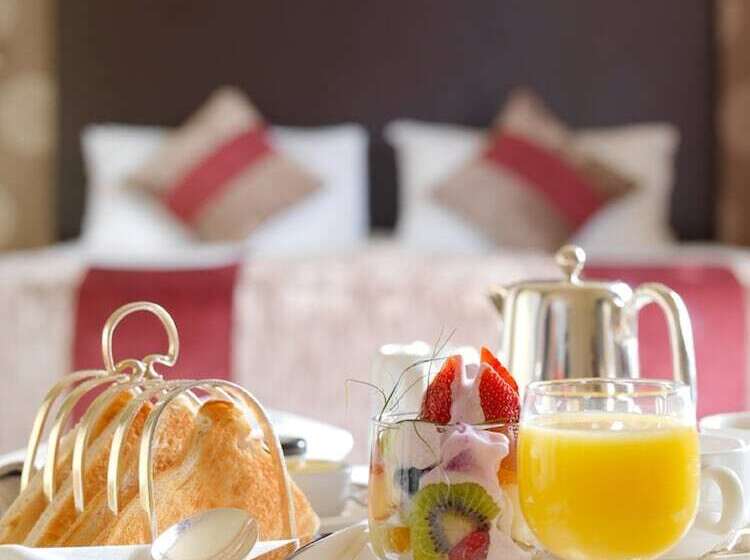 Отель Killarney Royal