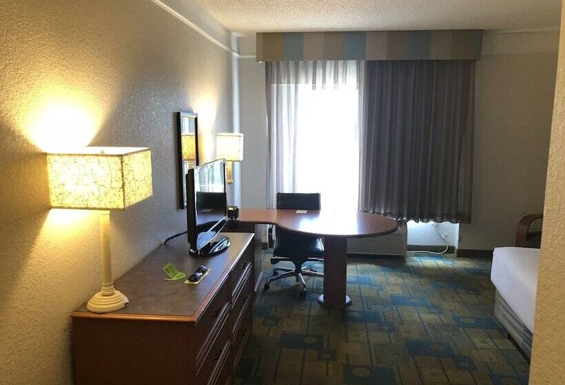 酒店 La Quinta By Wyndham Jacksonville Butler Blvd