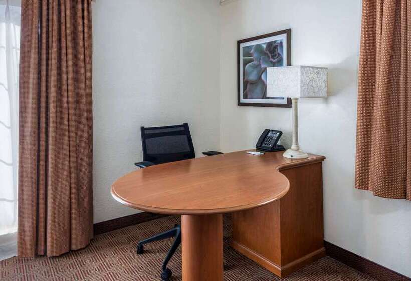 فندق La Quinta East Deerfield Beach   Boca Raton