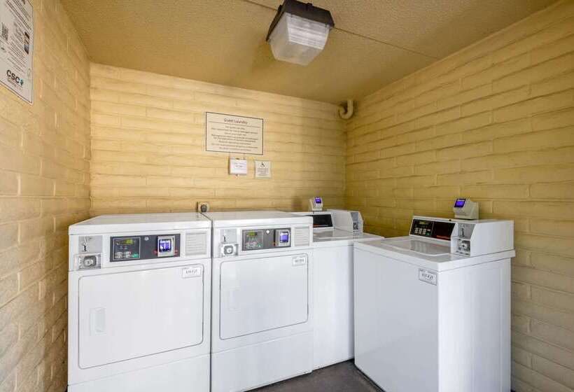 فندق La Quinta East Deerfield Beach   Boca Raton