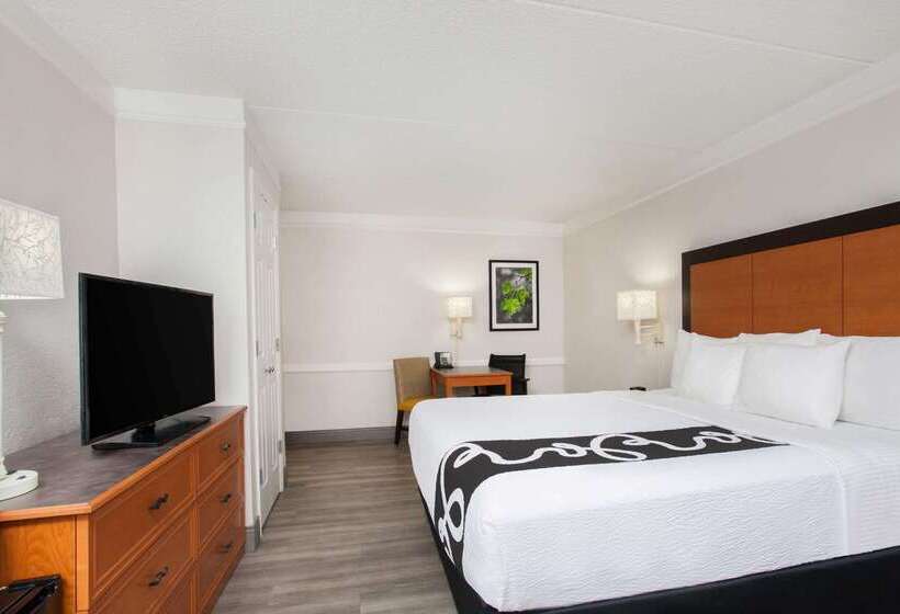 호텔 Baymont By Wyndham Fort Myers Central