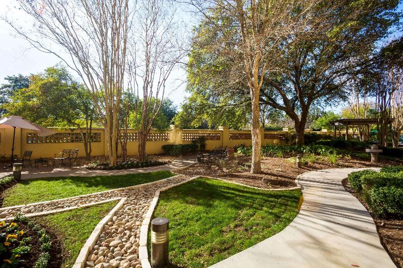 هتل La Quinta By Wyndham Austin Southwest