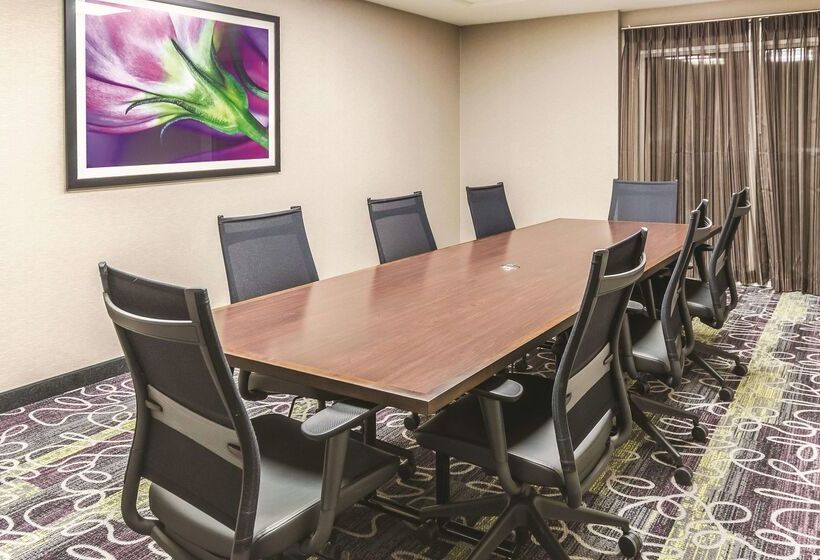 فندق La Quinta By Wyndham Grand Junction Airport