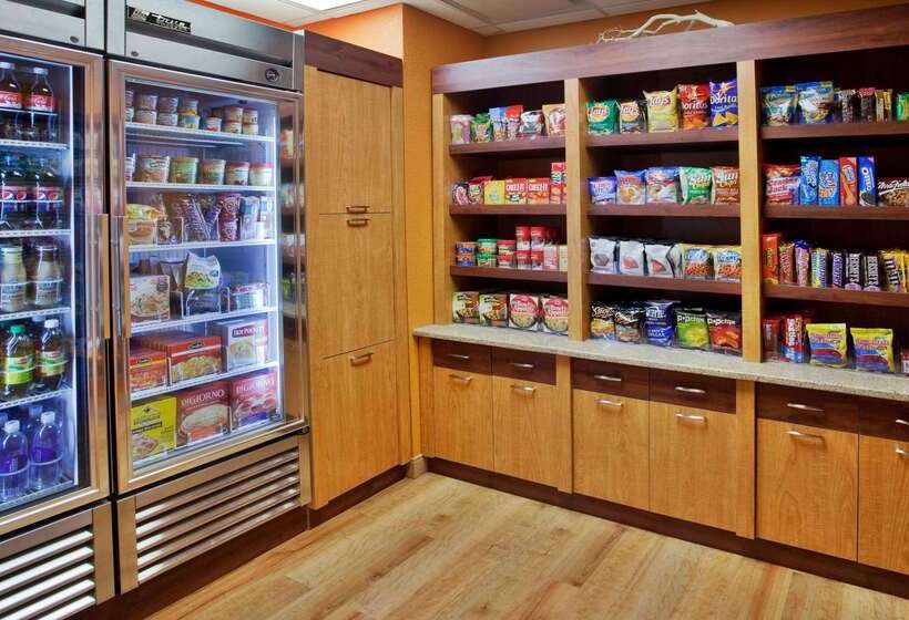 Отель La Quinta By Wyndham Greenville Haywood