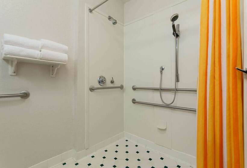 فندق La Quinta By Wyndham Lakeland West