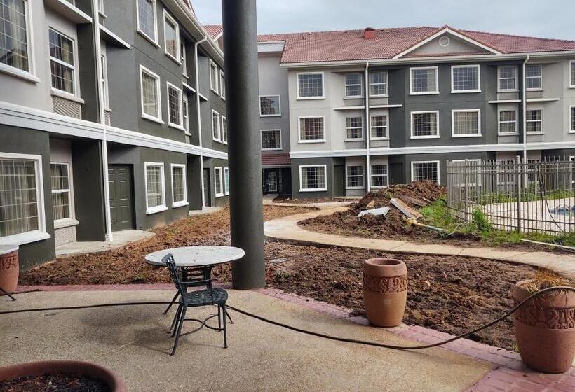 בית מלון כפרי La Quinta By Wyndham Macon