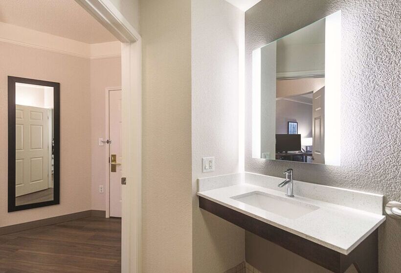 בית מלון כפרי La Quinta By Wyndham Oklahoma City   Nw Expwy