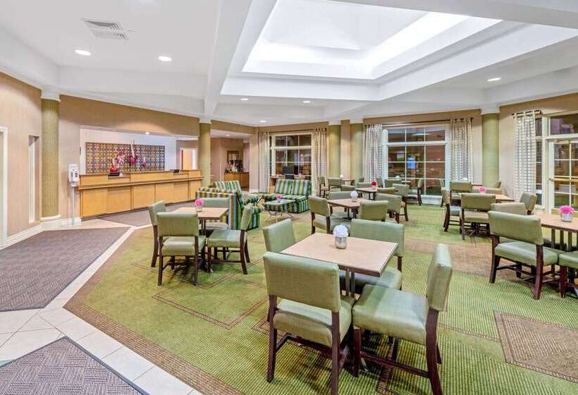 호텔 La Quinta By Wyndham Salt Lake City Airport