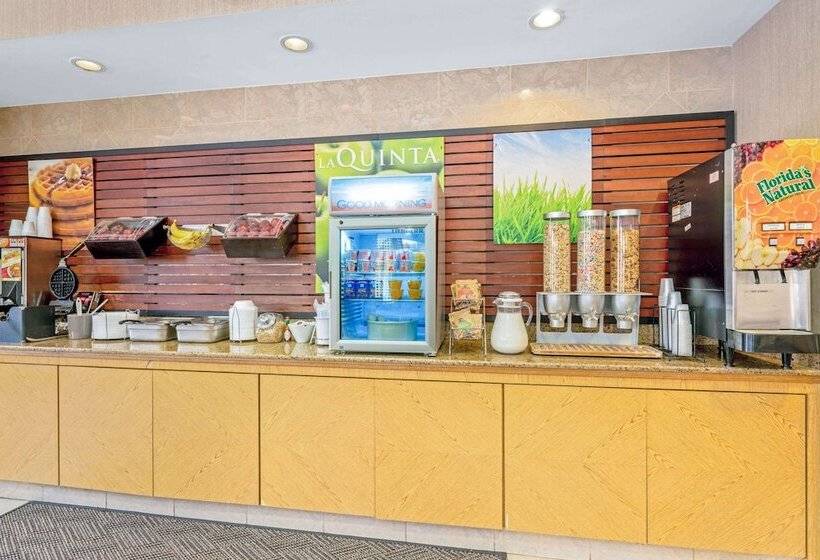 호텔 La Quinta By Wyndham Salt Lake City Airport