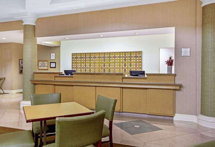 فندق La Quinta By Wyndham Winston Salem