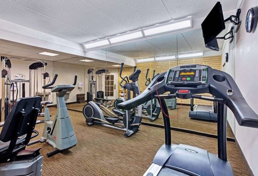 Отель La Quinta By Wyndham Winston Salem