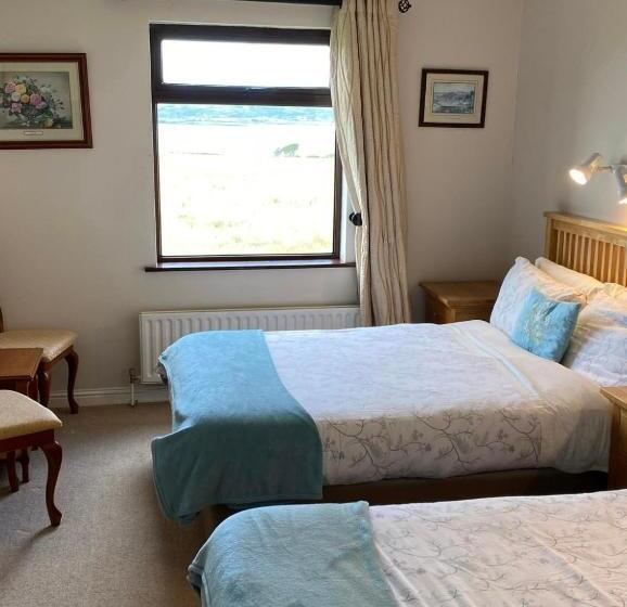 ホテル Lakelands House