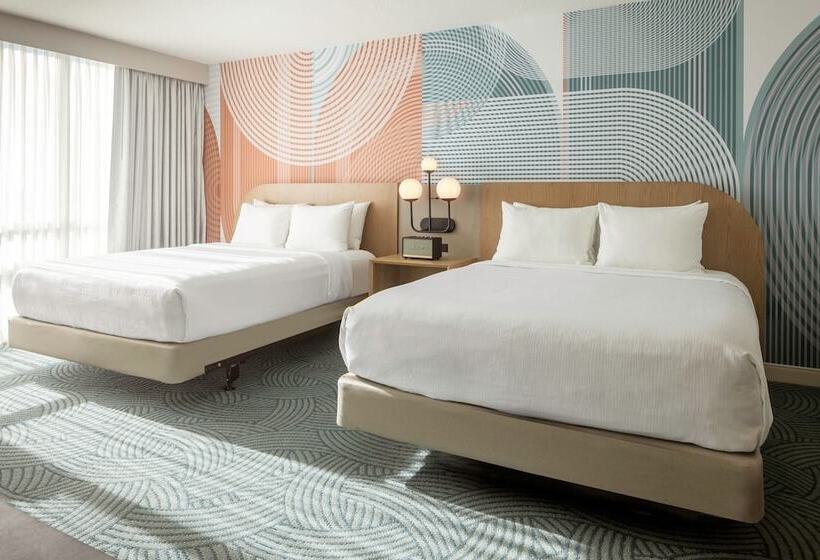 Отель Landy Orlando Universal Blvd, A Tribute Portfolio