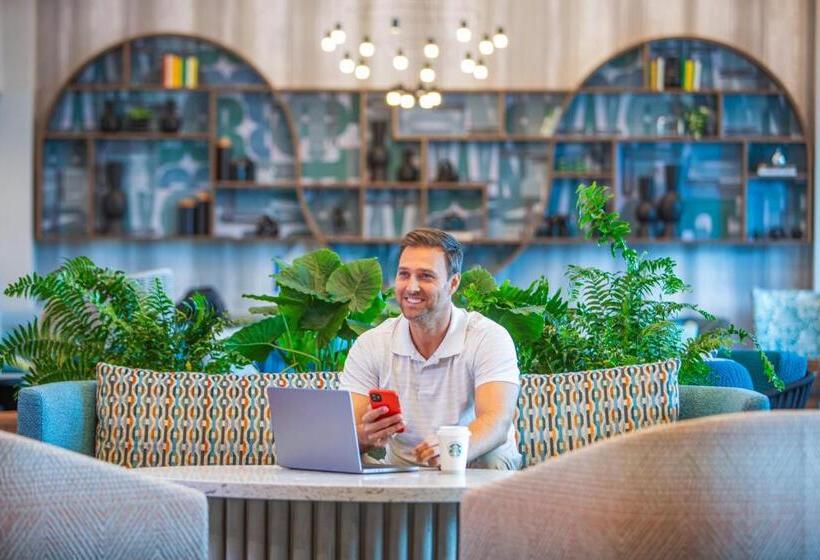 Отель Landy Orlando Universal Blvd, A Tribute Portfolio