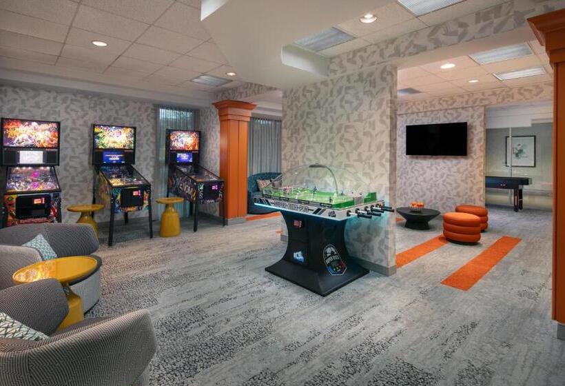 Отель Landy Orlando Universal Blvd, A Tribute Portfolio