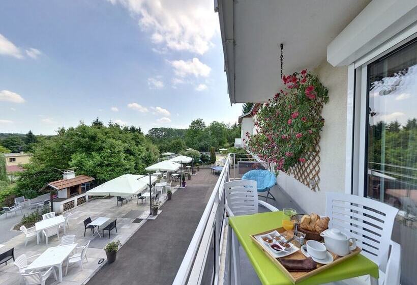 Logis Hotel Maison Carrée Restaurant O Carré Dart