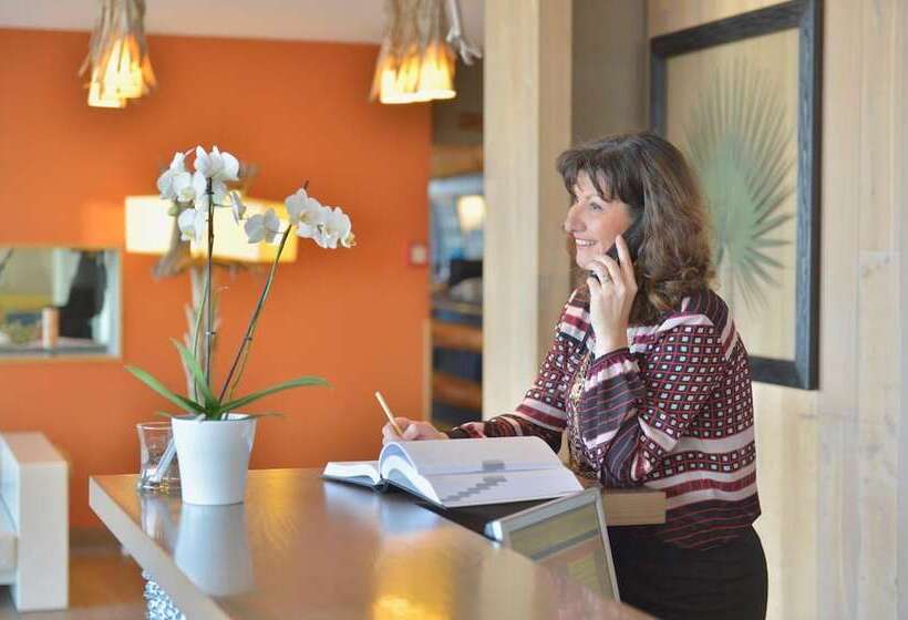 בית מלון כפרי Logis Hôtel Restaurant Le Calluna