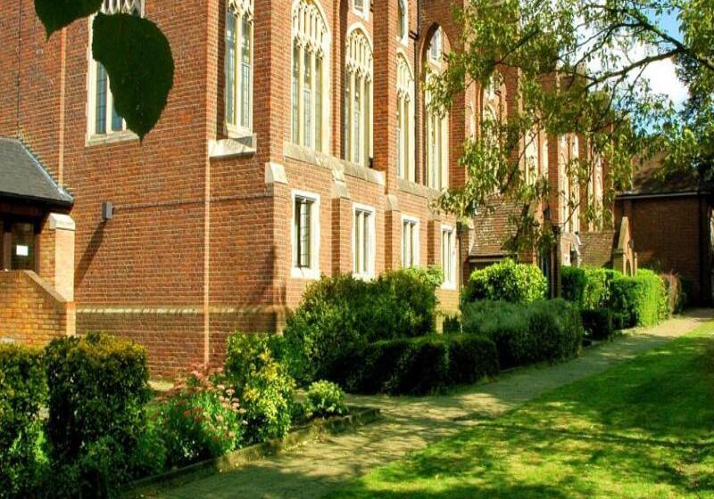 London Chigwell Prince Regent Hotel, Bw Signature Collection