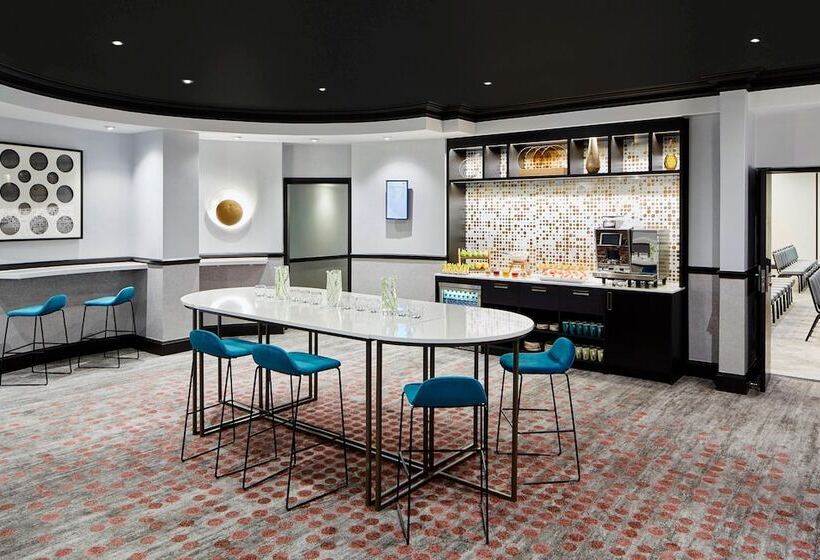 בית מלון כפרי London Marriott  Maida Vale