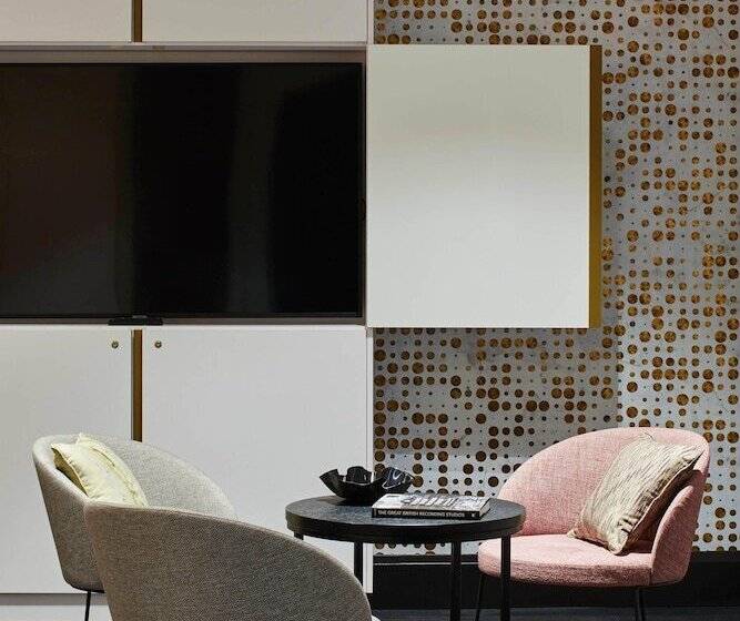 בית מלון כפרי London Marriott  Maida Vale