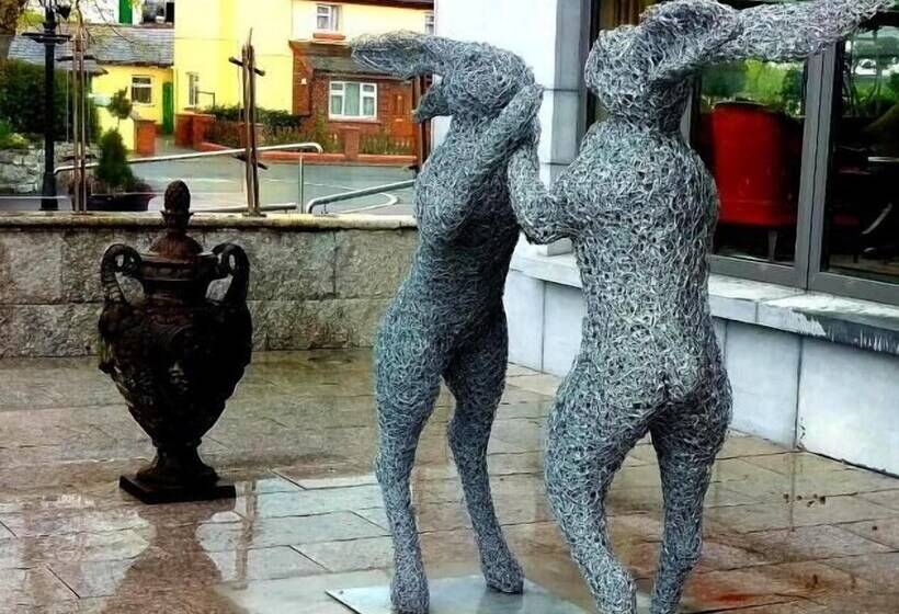 فندق Lord Bagenal Inn