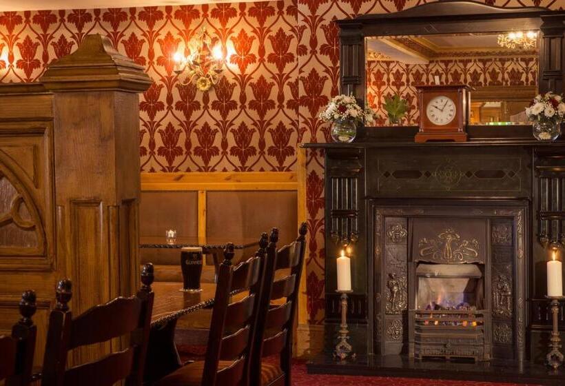 בית מלון כפרי Meadow Court